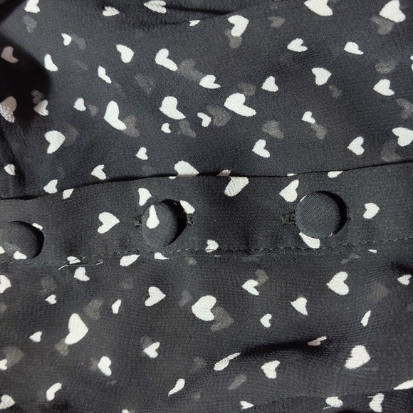 Torrid Heart Print Chiffon Blouse - Picture 6 of 7